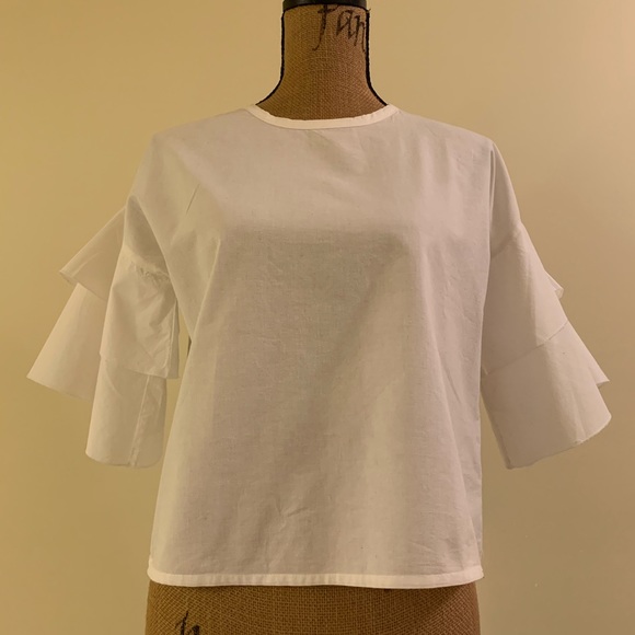 White Top with Tiered Sleeve - Picture 1 of 8